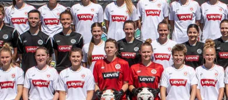 Fußball Frauen & Mädchen