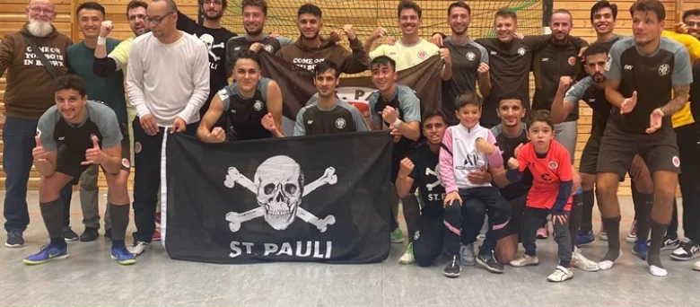 Man sieht das Futsal-Team des FC St. Pauli