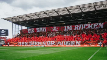 St. Pauli-Fans auf der Südtribüne des Millerntor-Stadions mit einer beeindruckenden Choreo.