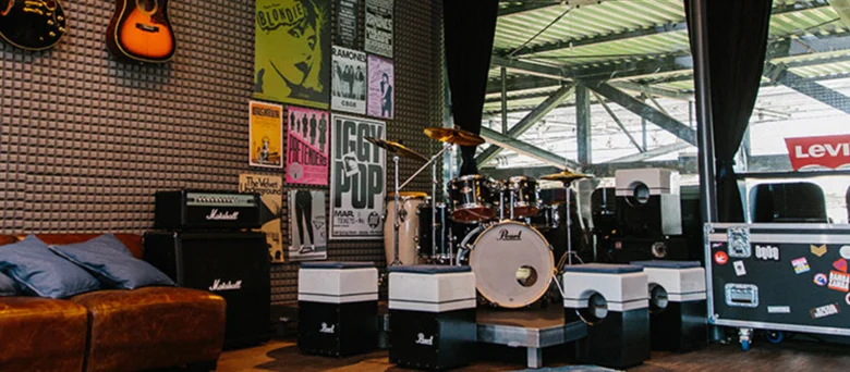 Ein Bild der Musikschule im Millerntor-Stadion